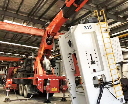 临漳县提升工作效率，选择优质折臂吊租赁服务