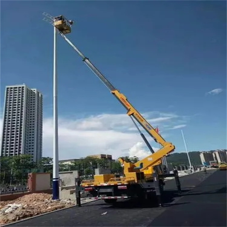 临漳县维修路灯的曲臂升降车出租