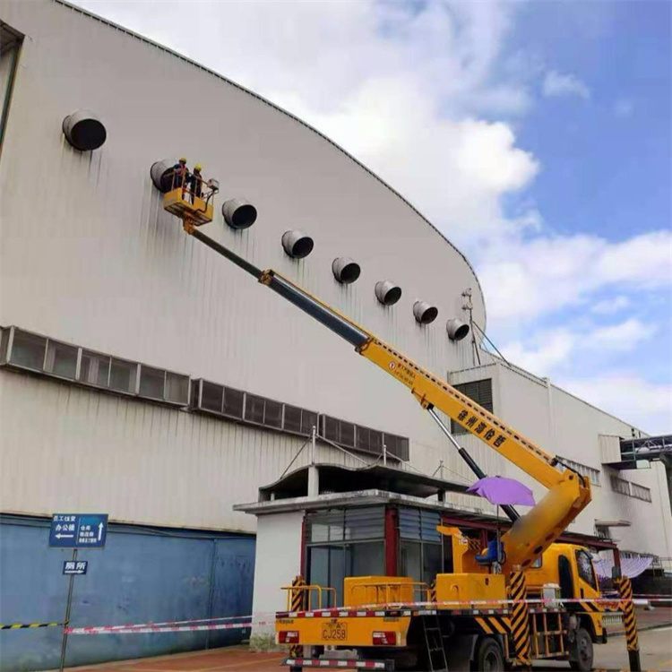 临漳县高空作业车出租服务：专业广告牌安装解决方案